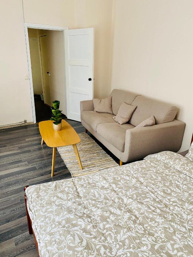 1 Bedroom Apartment Near Kadriorg Swan Pond Талин Екстериор снимка
